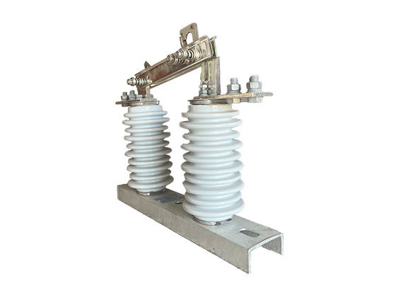 24kV High Voltage Isolator Switch 700Pa For Electrical System Single Phase Outdoor AC Power Disconnect Switch