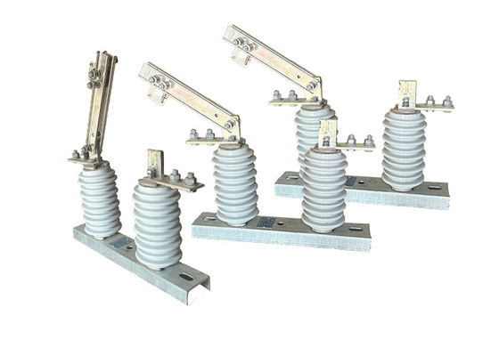 50/60Hz Single Phase High Voltage Electrical Isolator With Safety Operation And Easy Installation Vertical Break Switch