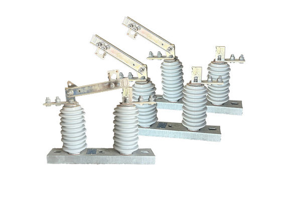 AC Power Outdoor Disconnector Switch GW9 Series Single Phase Middle Voltage Porcelain Overhead Line Diconnect Switch