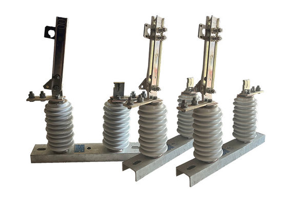 Automatically Operated High Voltage Electrical Isolator 8 Level Earthquake Intensity Breaking Ceramic Hookstick