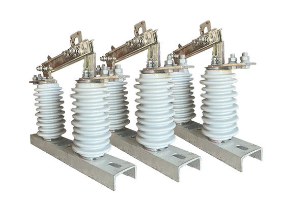1250A 12kV-36kV Hv Disconnect Switch Durable For Protecting Or Controlling Operated Automatically/Manually